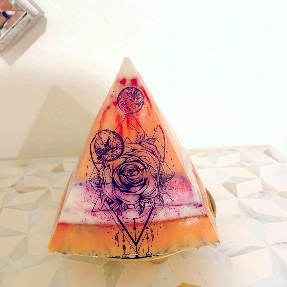 NWT Mountain Lotus Candle